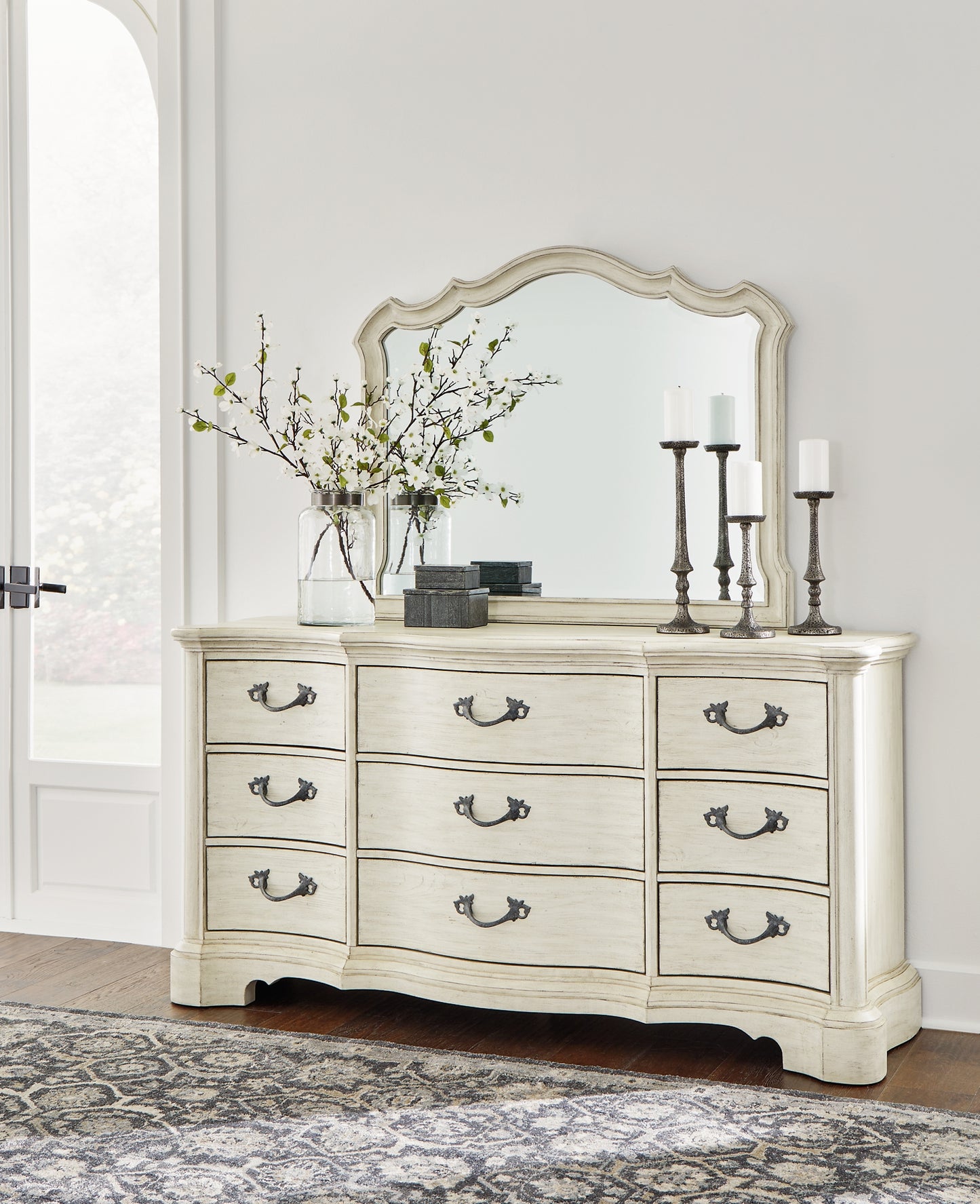 Arlendyne King Upholstered Bed with Mirrored Dresser, Chest and Nightstand